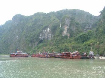 Vietnam-Halong Bay-DSCF8508.JPG